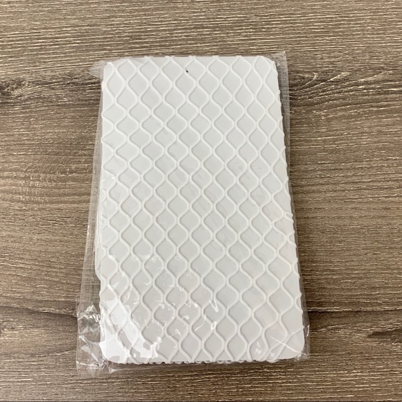 NWOT White Large Fishnet Tights - Picture 5 of 5